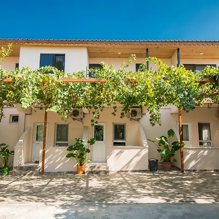 Beyoglu باتارا